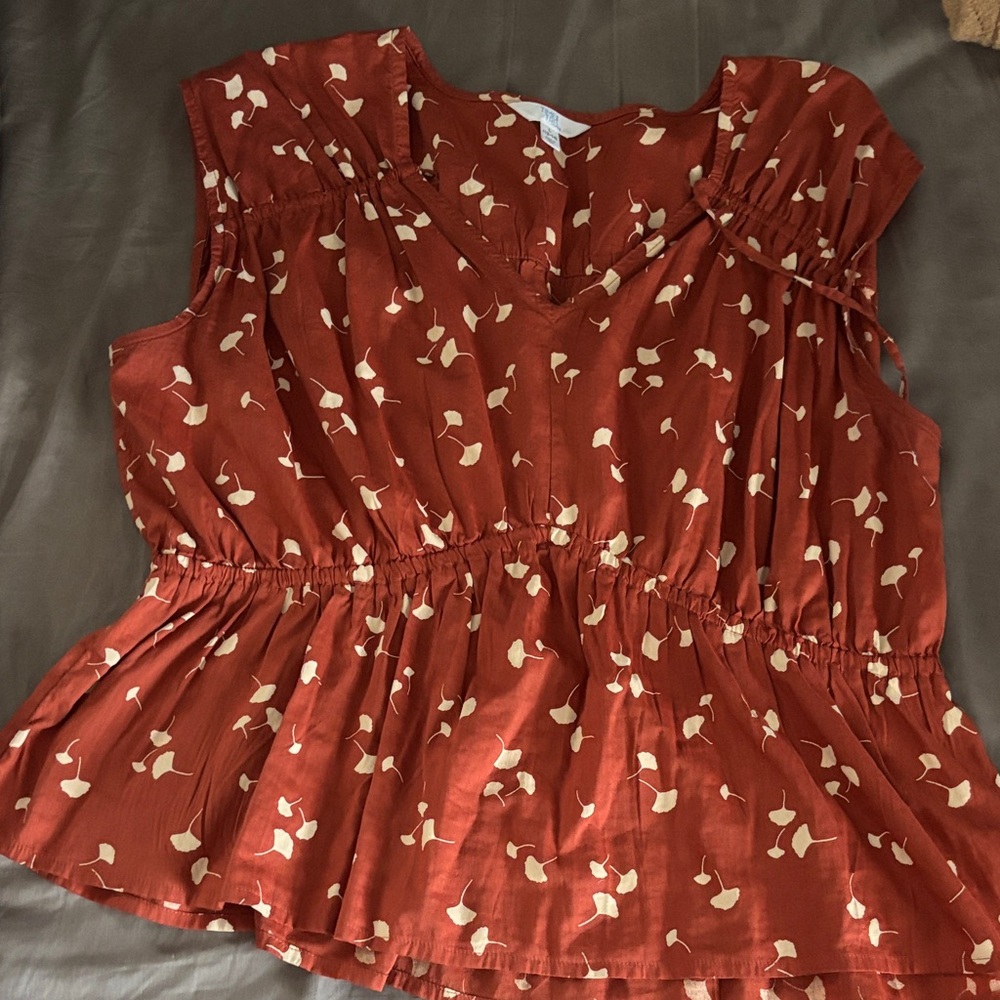 Time and Tru Terracotta Leaf Print Blouse
